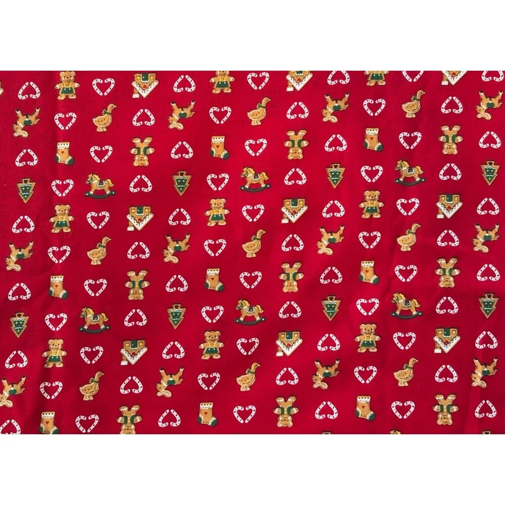 Vintage Christmas Red Gingerbread Toys Hearts Cotton Fabric 108